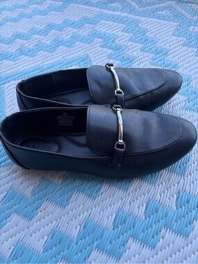 Old Navy Black Slip-On Loafers
